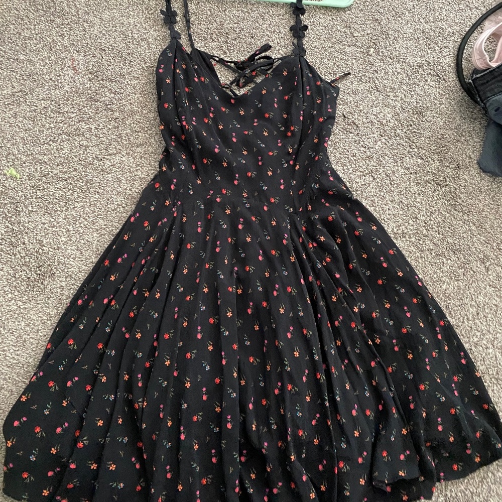 Black flower mini flowy dress